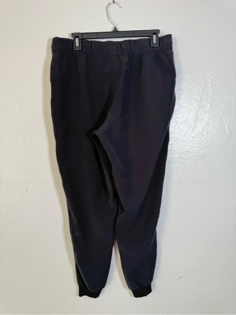 Lululemon On The Fly Jogger